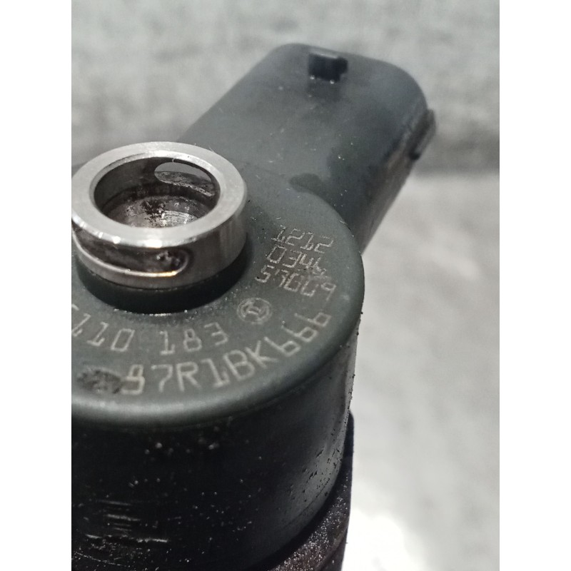 Recambio de inyector para fiat grande punto (199_) 1.3 d multijet (199.axd11, 199.axd1a, 199.axd1b,... referencia OEM IAM 044511