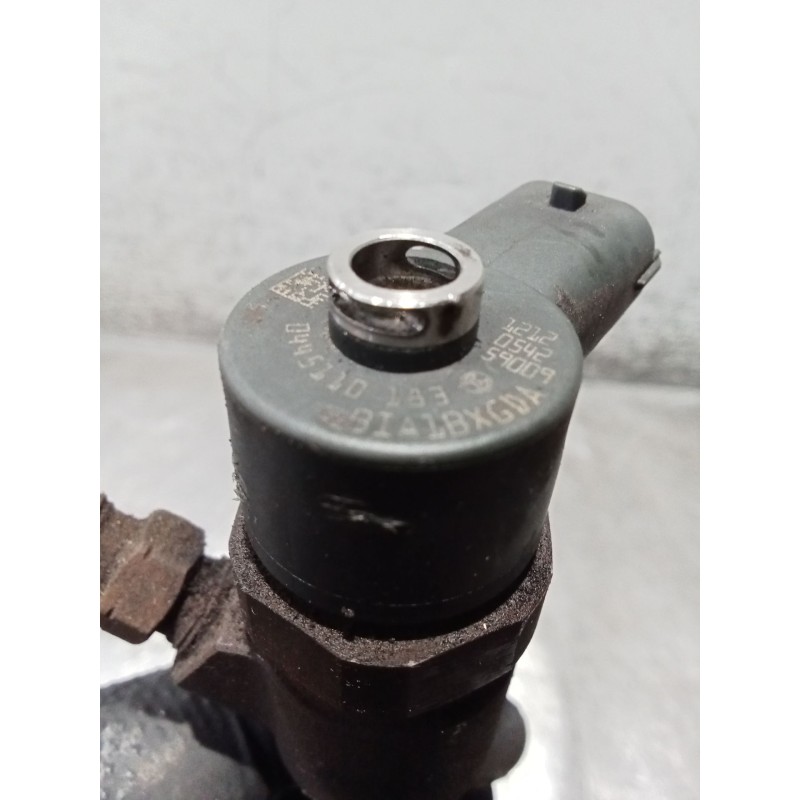 Recambio de inyector para fiat grande punto (199_) 1.3 d multijet (199.axd11, 199.axd1a, 199.axd1b,... referencia OEM IAM 044511
