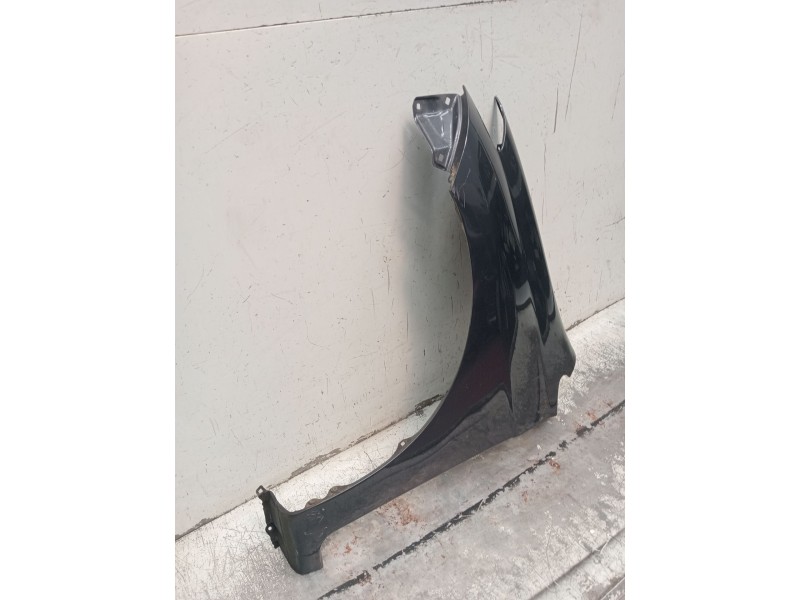 Recambio de aleta delantera izquierda para honda fr-v (be) 2.2 i ctdi (be5) referencia OEM IAM   