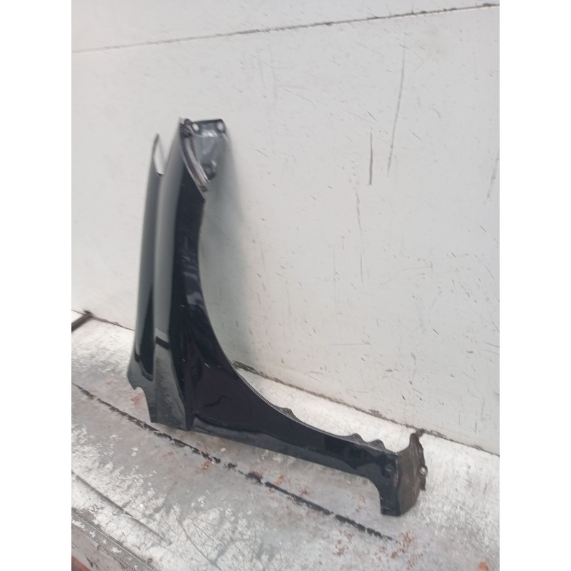 Recambio de aleta delantera derecha para honda fr-v (be) 2.2 i ctdi (be5) referencia OEM IAM   