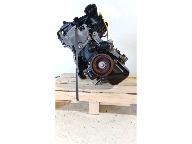 Recambio de motor completo para renault clio iii (br0/1, cr0/1) 1.2 16v (br02, br0j, br11, cr02, cr0j, cr11) referencia OEM IAM 