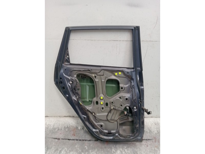 Recambio de puerta trasera izquierda para honda fr-v (be) 2.2 i ctdi (be5) referencia OEM IAM  5P 