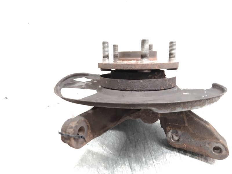 Recambio de mangueta delantera derecha para nissan serena (c23m) 2.3 invitation d referencia OEM IAM   