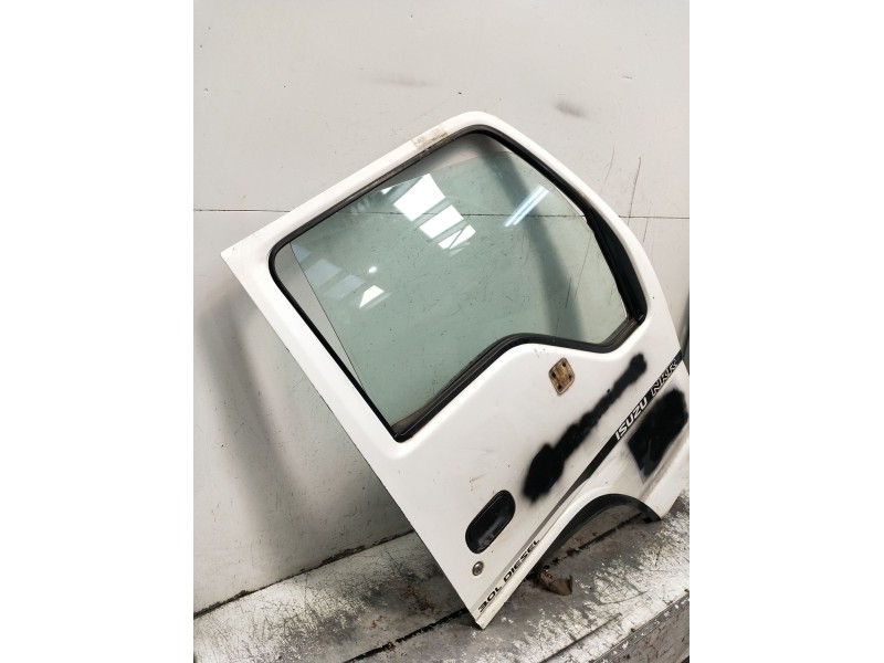 Recambio de puerta delantera derecha para isuzu nkr77 nkr 85e2 referencia OEM IAM  2P 2007