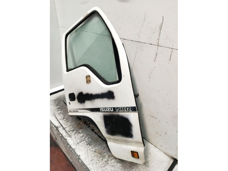 Recambio de puerta delantera derecha para isuzu nkr77 nkr 85e2 referencia OEM IAM  2P 2007