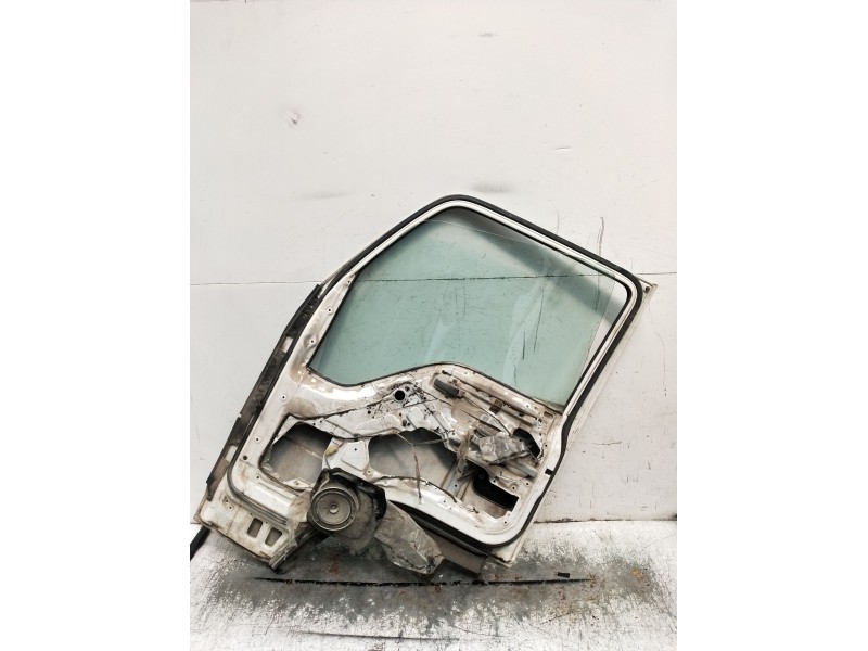 Recambio de puerta delantera derecha para isuzu nkr77 nkr 85e2 referencia OEM IAM  2P 2007