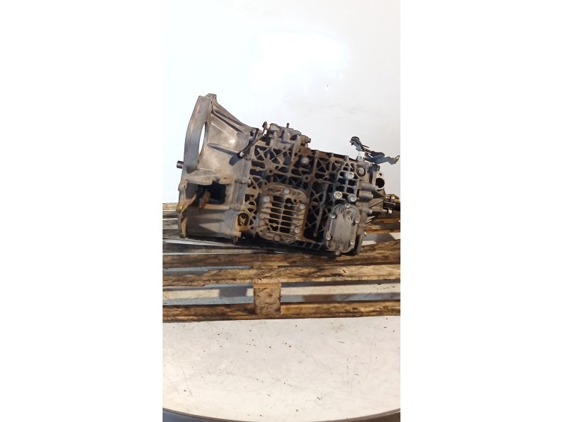 Recambio de caja cambios para isuzu nkr77 nkr 85e2 referencia OEM IAM MOYCW 5V T0591684