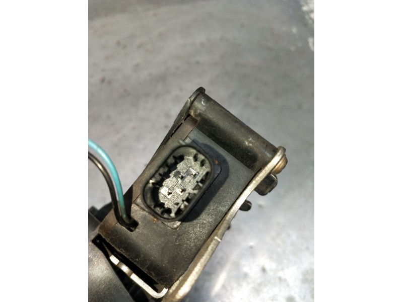 Recambio de motor cierre centralizado delantero derecho para mercedes-benz vito / mixto furgoneta (w639) 111 cdi (639.601, 639.6