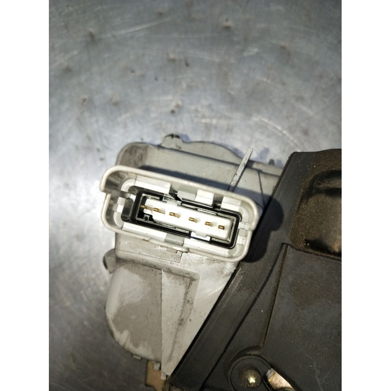 Recambio de motor cierre centralizado delantero derecho para peugeot 307 break (3e) 2.0 hdi 110 referencia OEM IAM  5P 2002