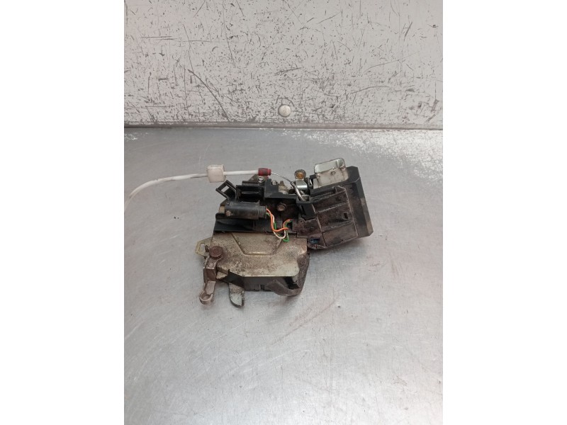Recambio de motor cierre centralizado delantero izquierdo para bmw 5 (e39) 528 i referencia OEM IAM  4P 1995