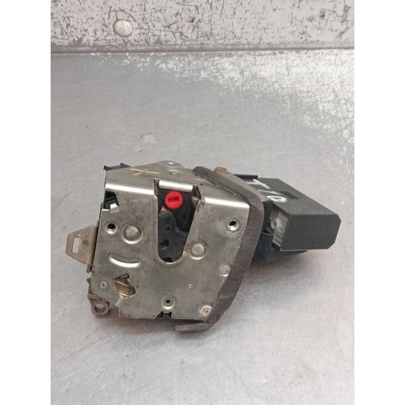 Recambio de motor cierre centralizado trasero derecho para bmw 5 (e39) 528 i referencia OEM IAM  4P 1995