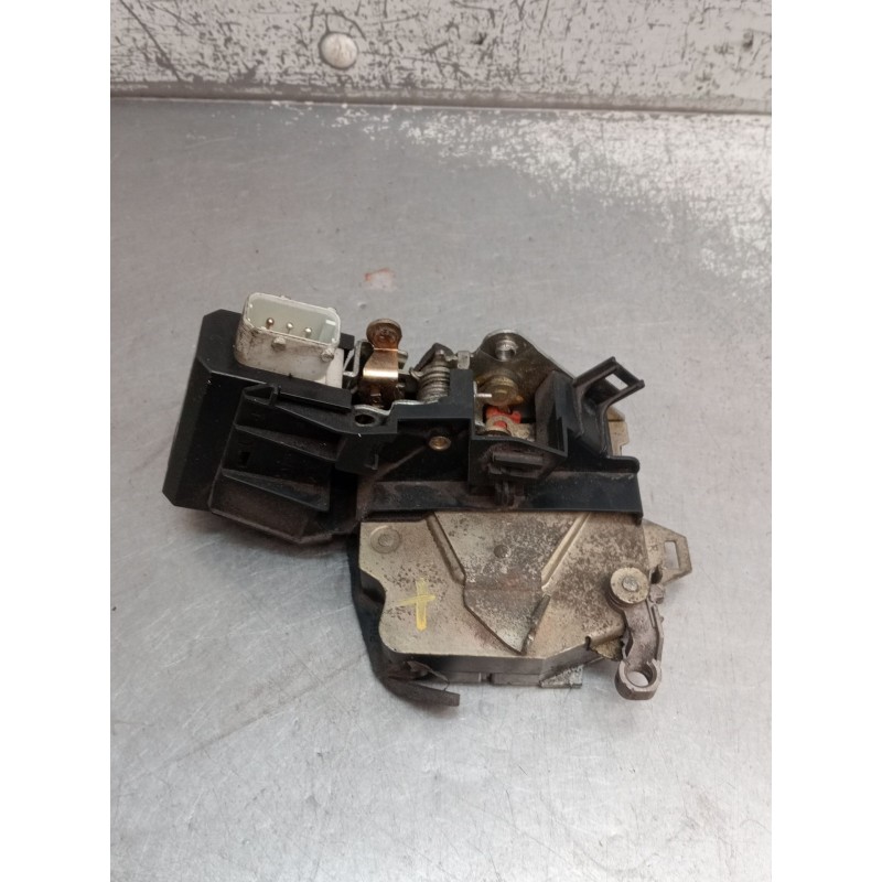 Recambio de motor cierre centralizado trasero derecho para bmw 5 (e39) 528 i referencia OEM IAM  4P 1995