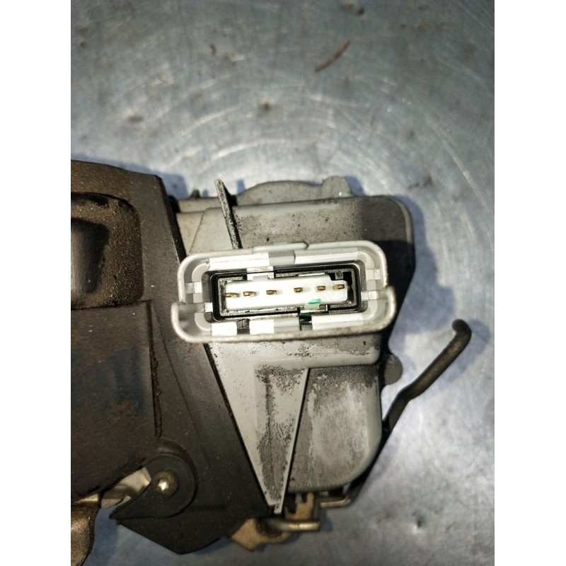 Recambio de motor cierre centralizado delantero izquierdo para peugeot 307 break (3e) 2.0 hdi 110 referencia OEM IAM  5P 2002