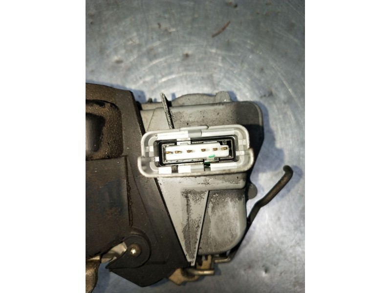 Recambio de motor cierre centralizado delantero izquierdo para peugeot 307 break (3e) 2.0 hdi 110 referencia OEM IAM  5P 2002