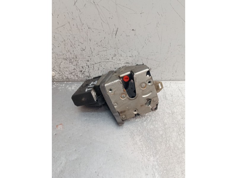 Recambio de motor cierre centralizado trasero izquierdo para bmw 5 (e39) 528 i referencia OEM IAM  4P 1995