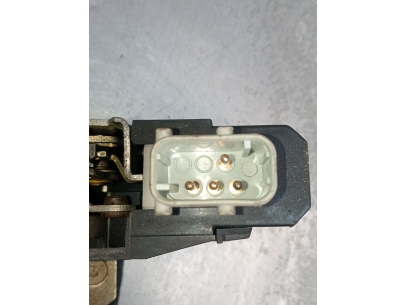 Recambio de motor cierre centralizado trasero izquierdo para bmw 5 (e39) 528 i referencia OEM IAM  4P 1995