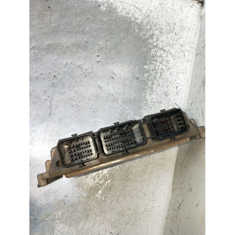 Recambio de centralita motor uce para citroën c3 i (fc_, fn_) 1.4 hdi referencia OEM IAM 0281012529 9663475880 EDC16C34 2006