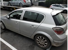 opel astra h berlina del año 2004 2