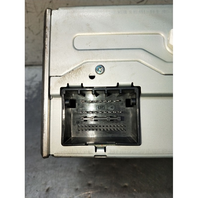 Recambio de sistema audio / radio cd para opel insignia a sports tourer (g09) 2.0 cdti (35) referencia OEM IAM 13332702  2008
