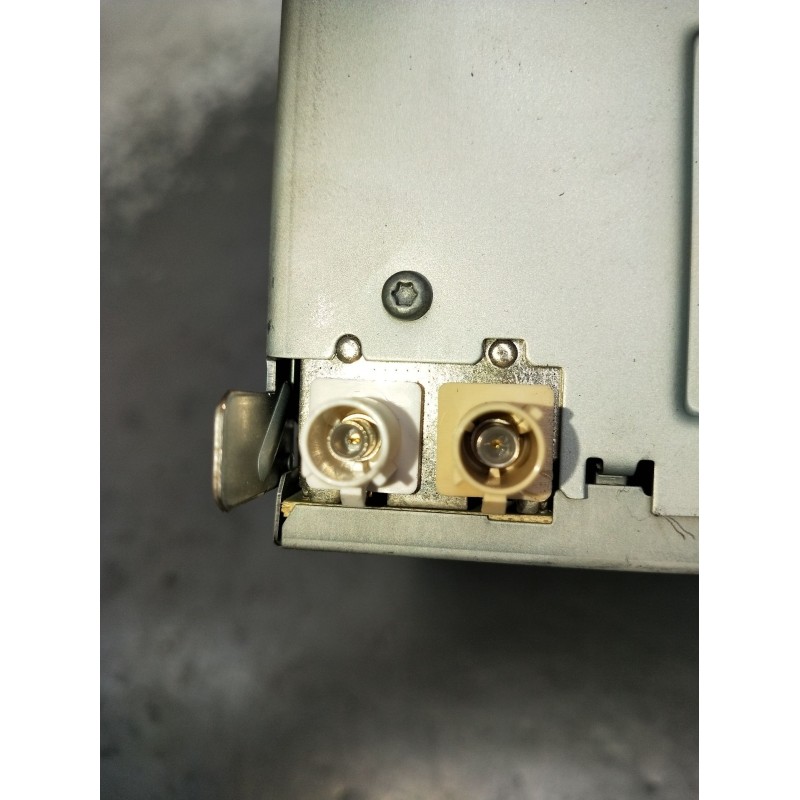 Recambio de sistema audio / radio cd para volkswagen golf v (1k1) 2.0 tdi referencia OEM IAM 1K0035186T 7643222360 2003