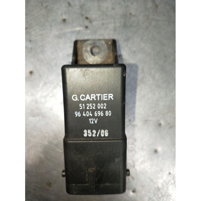 Recambio de caja precalentamiento para citroën c3 i (fc_, fn_) 1.4 hdi referencia OEM IAM 9640469680 51252002 2006