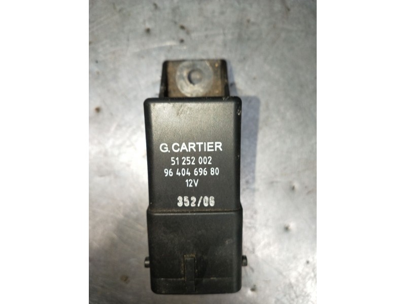 Recambio de caja precalentamiento para citroën c3 i (fc_, fn_) 1.4 hdi referencia OEM IAM 9640469680 51252002 2006