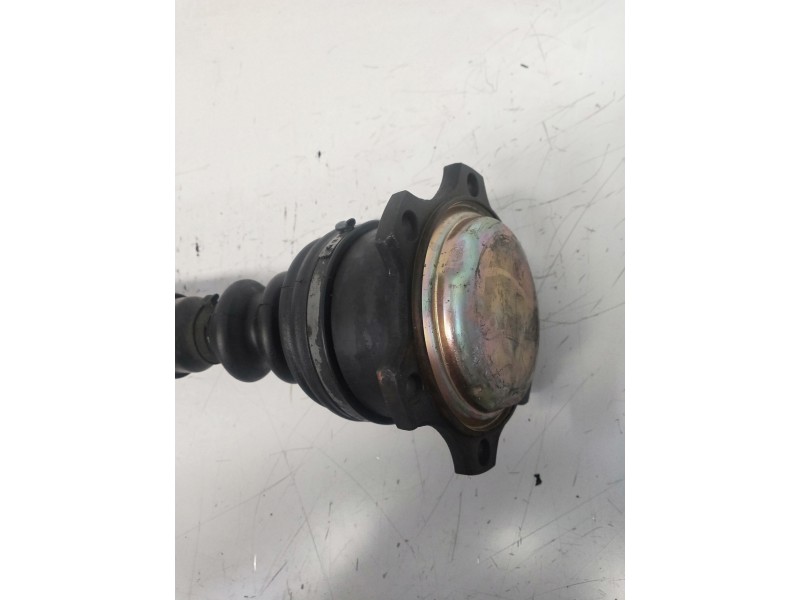 Recambio de transmision delantera derecha para audi a6 berlina (4b2) 2.5 tdi quattro referencia OEM IAM 4B0407272C  