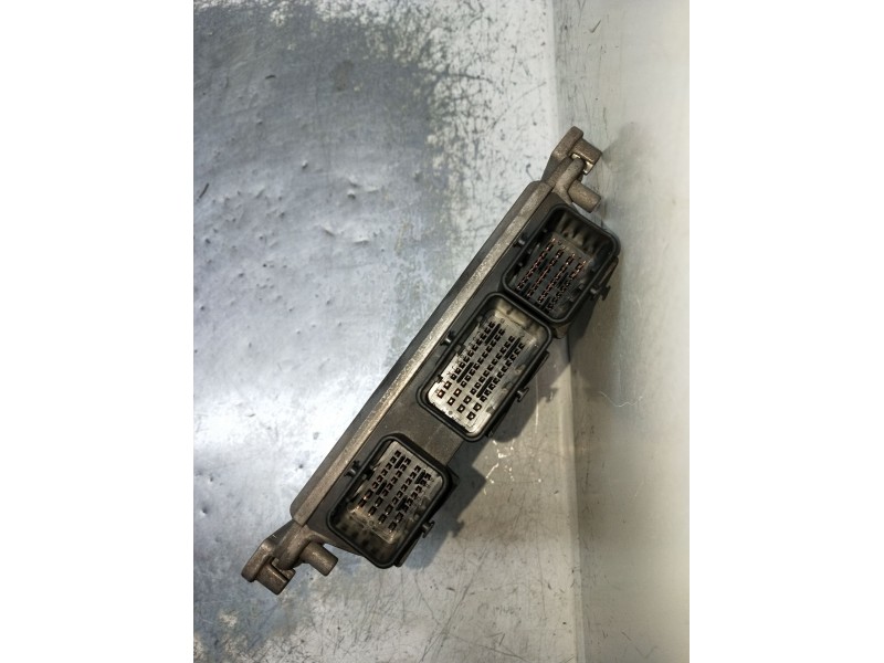 Recambio de centralita motor uce para peugeot 307 break (3e) 2.0 hdi 110 referencia OEM IAM 0281011248 9652183780 9646850580 200