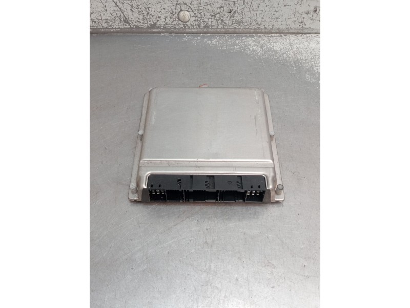 Recambio de centralita motor uce para mercedes-benz clase c (w203) c 270 cdi (203.016) referencia OEM IAM A6121531079 0281010531