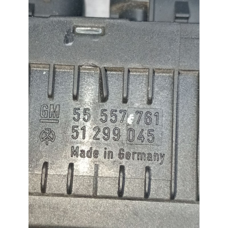 Recambio de caja precalentamiento para opel meriva b monospace (s10) 1.7 cdti (75) referencia OEM IAM 55557761 51299045 2010