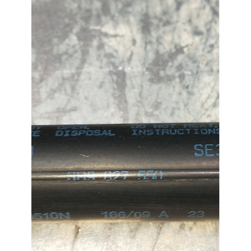 Recambio de amortiguadores maletero / porton para seat exeo st (3r5) 2.0 tdi referencia OEM IAM 3B9827550  2008