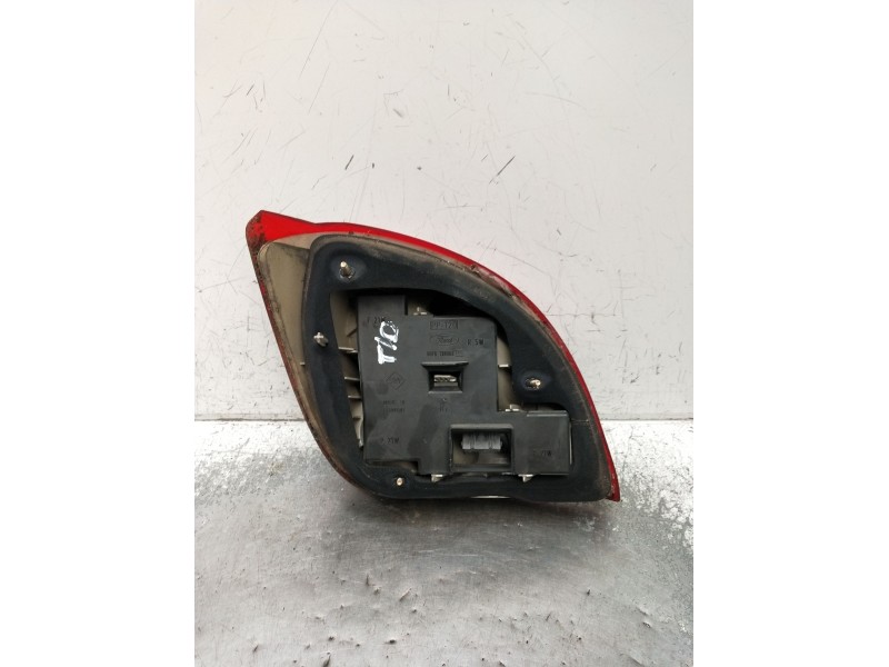 Recambio de piloto trasero derecho para ford fiesta iv (ja_, jb_) 1.3 i referencia OEM IAM   1999