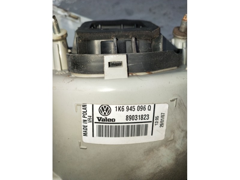 Recambio de piloto trasero derecho para volkswagen golf v (1k1) 2.0 tdi referencia OEM IAM 1K6945096Q 89031823 2003