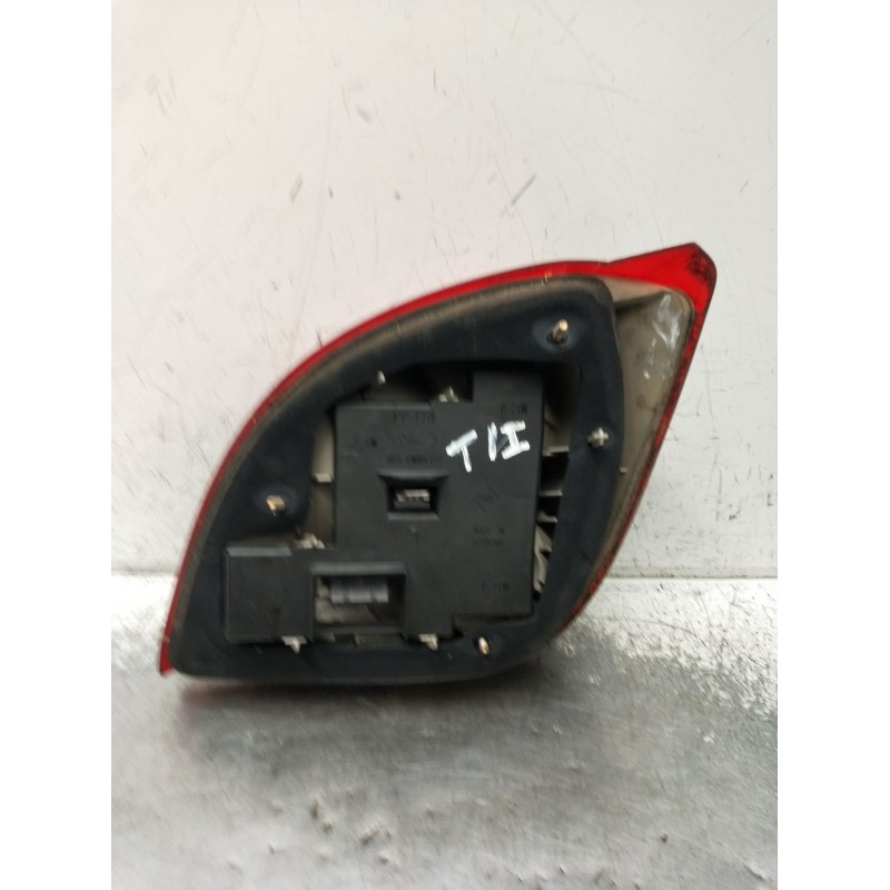 Recambio de piloto trasero izquierdo para ford fiesta iv (ja_, jb_) 1.3 i referencia OEM IAM   1999