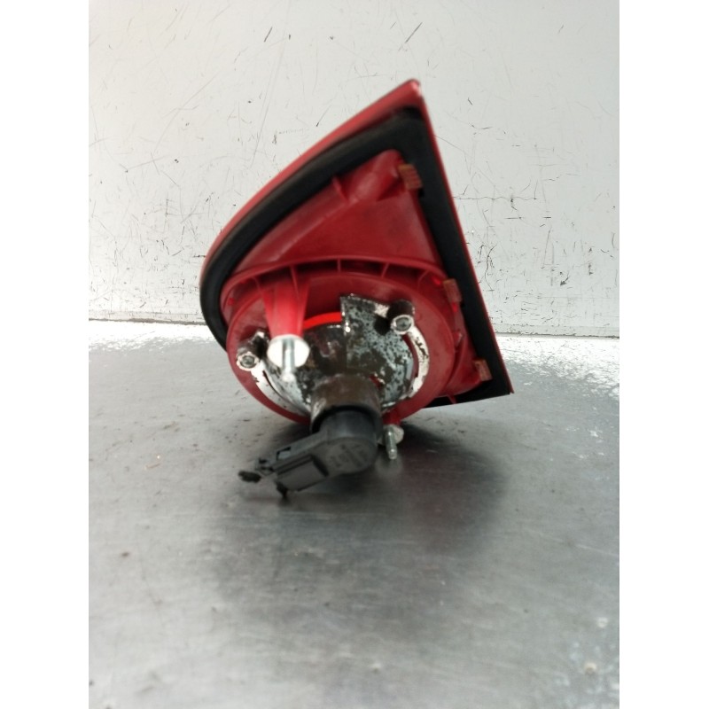 Recambio de piloto trasero izquierdo interior para volkswagen golf v (1k1) 2.0 tdi referencia OEM IAM 1K6945093E  2003