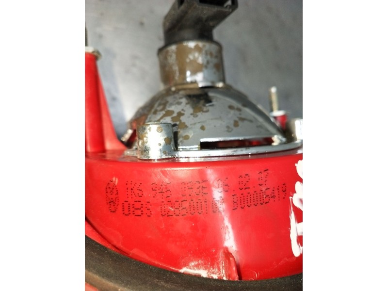 Recambio de piloto trasero izquierdo interior para volkswagen golf v (1k1) 2.0 tdi referencia OEM IAM 1K6945093E  2003