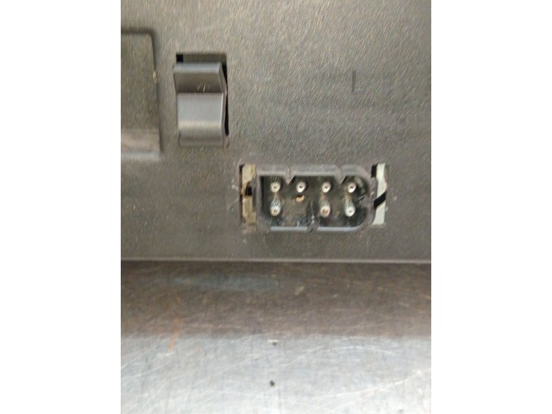 Recambio de piloto trasero izquierdo para bmw 5 (e39) 528 i referencia OEM IAM   1995