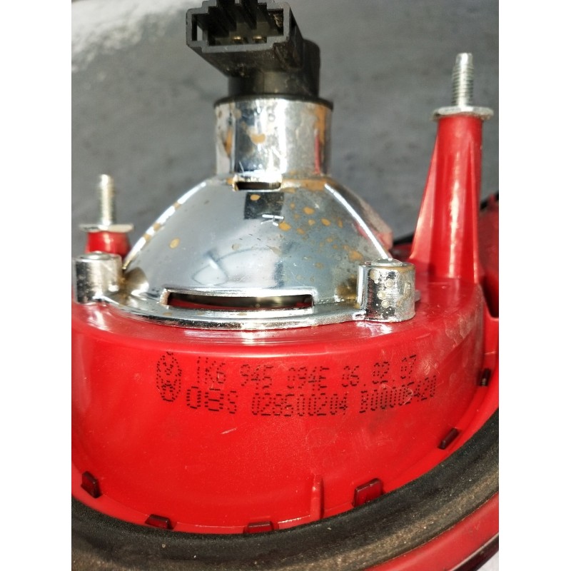 Recambio de piloto trasero derecho interior para volkswagen golf v (1k1) 2.0 tdi referencia OEM IAM 1K6945094E  2003