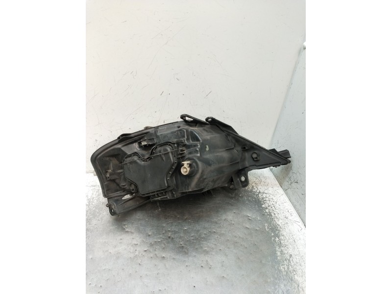 Recambio de faro izquierdo para citroën c3 i (fc_, fn_) 1.4 hdi referencia OEM IAM   2006