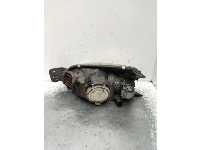 Recambio de faro izquierdo para ford fiesta iv (ja_, jb_) 1.3 i referencia OEM IAM   1999