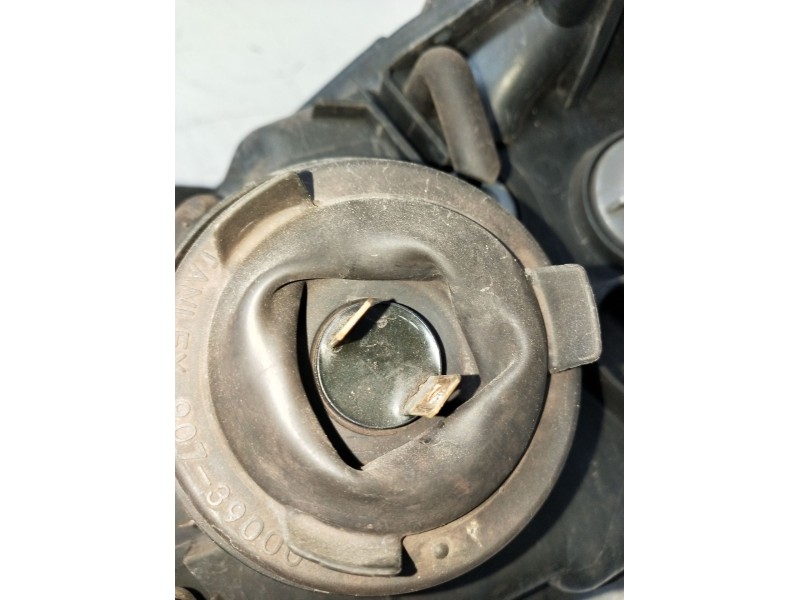 Recambio de faro derecho para mazda 3 (bk) 1.6 (bk14) referencia OEM IAM   2004