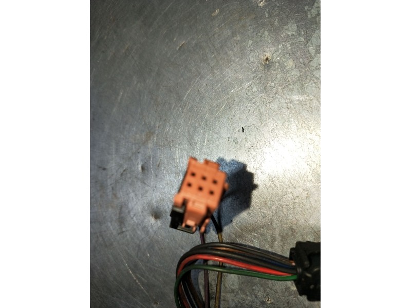 Recambio de retrovisor derecho para peugeot 307 break (3e) 2.0 hdi 110 referencia OEM IAM  ELÉCTRICO 2002