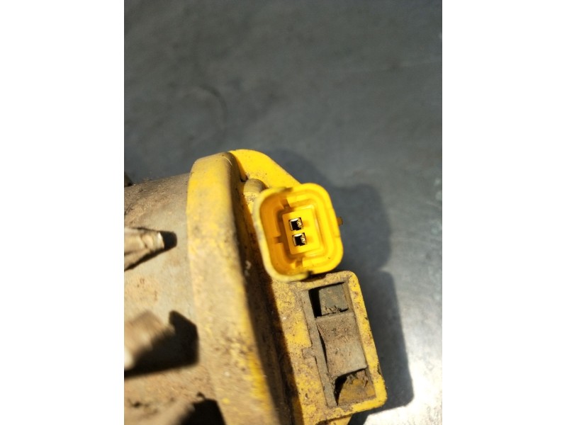 Recambio de faro antiniebla derecho para citroën c3 i (fc_, fn_) 1.4 hdi referencia OEM IAM 9648947780  2006