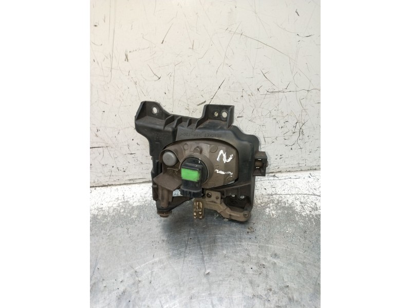 Recambio de faro antiniebla izquierdo para mazda 3 (bk) 1.6 (bk14) referencia OEM IAM   2004