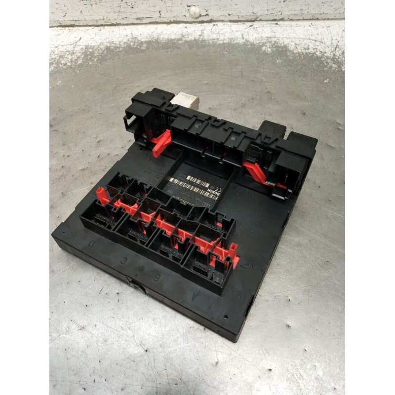 Recambio de caja reles / fusibles para volkswagen golf v (1k1) 2.0 tdi referencia OEM IAM 3C0937049AE F005V00631 2003