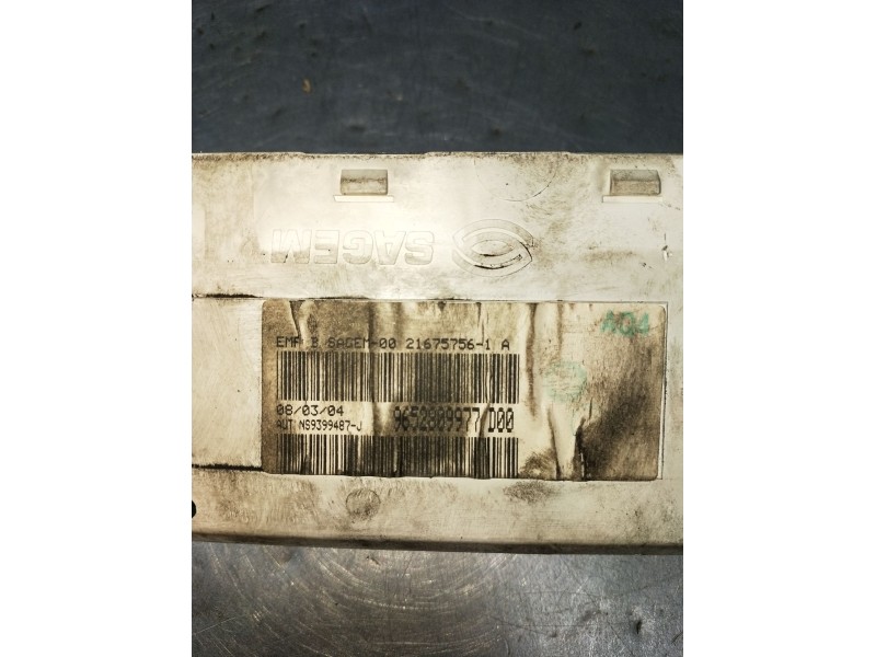Recambio de pantalla multifuncion para peugeot 307 break (3e) 2.0 hdi 110 referencia OEM IAM   2002