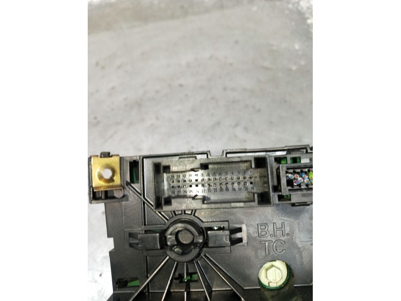 Recambio de mando calefaccion / aire acondicionado para mercedes-benz vito / mixto furgoneta (w639) 111 cdi (639.601, 639.603, 6