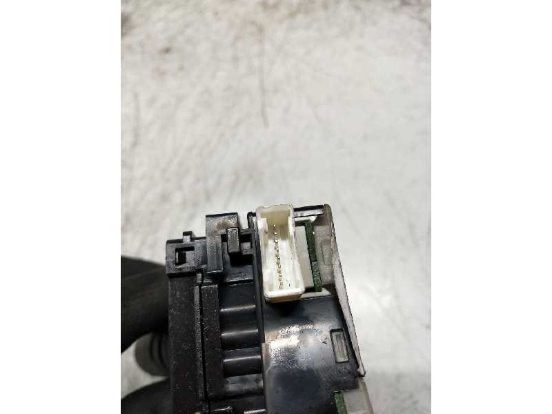 Recambio de mando limpia para nissan pathfinder (r51) 2.5 dci le referencia OEM IAM 25260EA000 25260EA000 