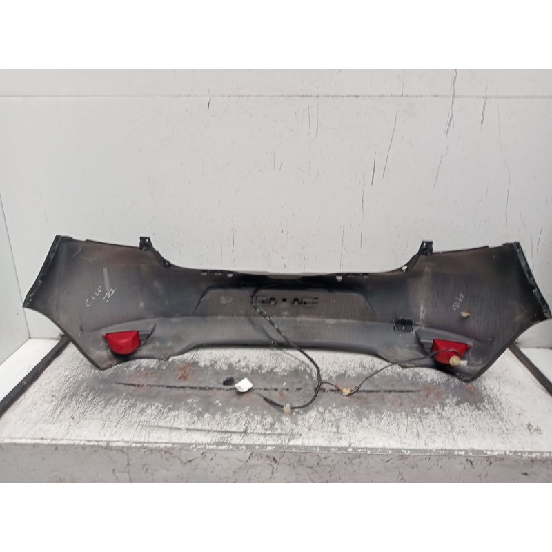 Recambio de paragolpes trasero para renault clio iii (br0/1, cr0/1) 1.2 16v (br02, br0j, br11, cr02, cr0j, cr11) referencia OEM 