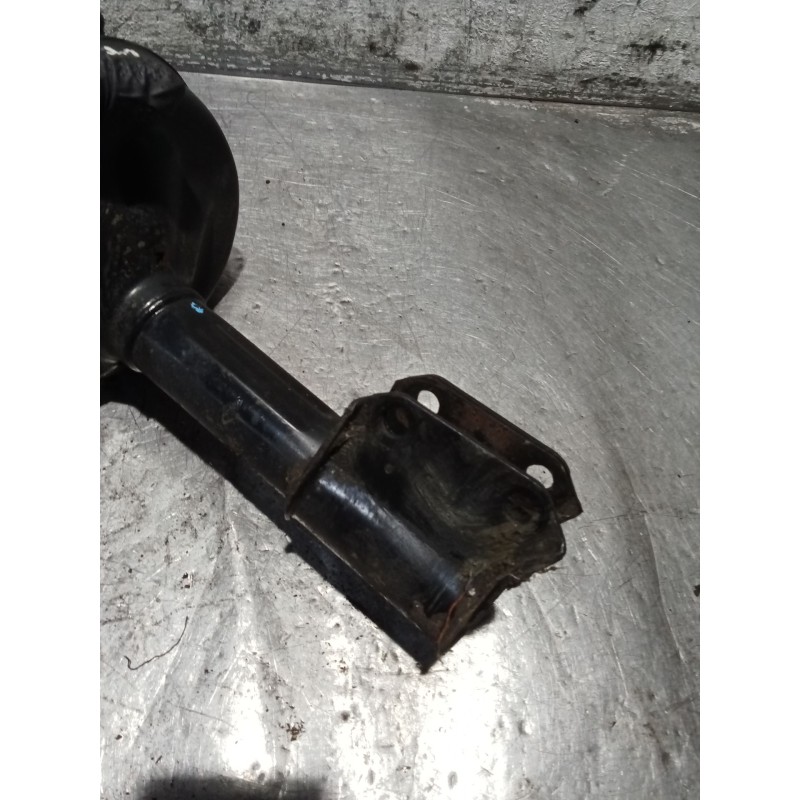 Recambio de amortiguador delantero derecho para renault clio ii (bb_, cb_) 1.9 dti (b/cb0u) referencia OEM IAM  19DTI 1998